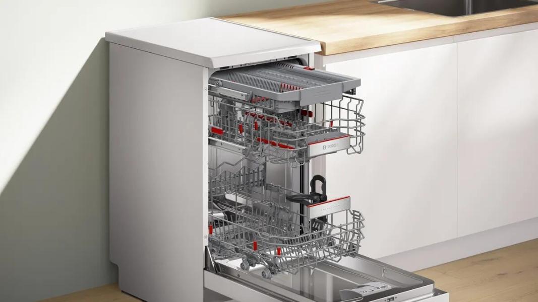 Bosch SPS6YMI14E Serie 6 Standgeschirrspüler, 45 cm breit, 10 Maßgedecke, Silence Plus, 3-fach Rackmatik, Silver Inox