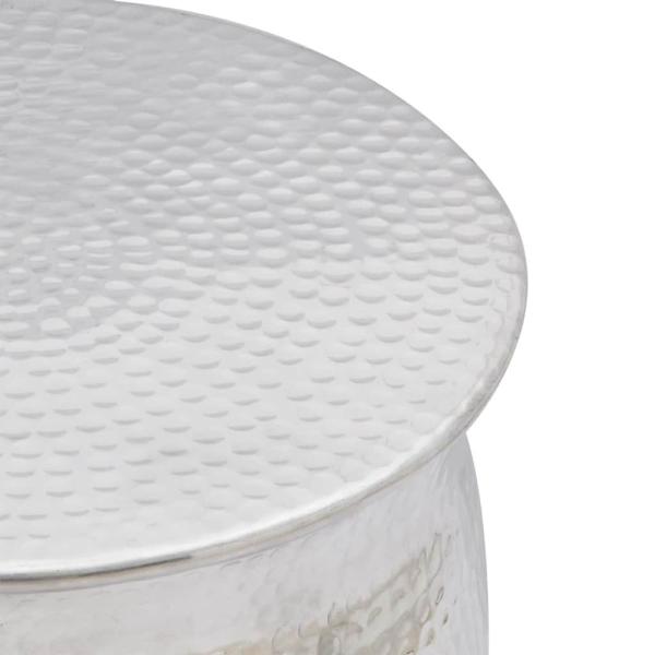 Hocker/Beistelltisch aus gehämmertem Aluminium Silbern