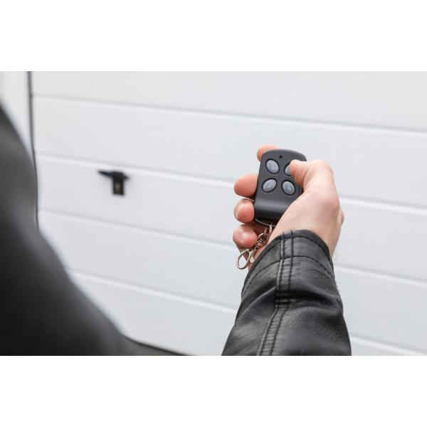 Schellenberg DRIVE Action Garagentorantrieb, Zugkraft 500 N, 433 MHz, Endlageneinstellung Vollautomatisch (60920)