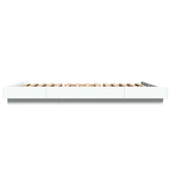Bettgestell mit LED Weiß 140x190 cm Holzwerkstoff