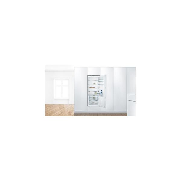 Bosch KIF51AFE0 Einbaukühlschrank, Nischenhöhe: 140cm, 220l, Festtürtechnik, VitaFresh pro 0°C, VarioShelf