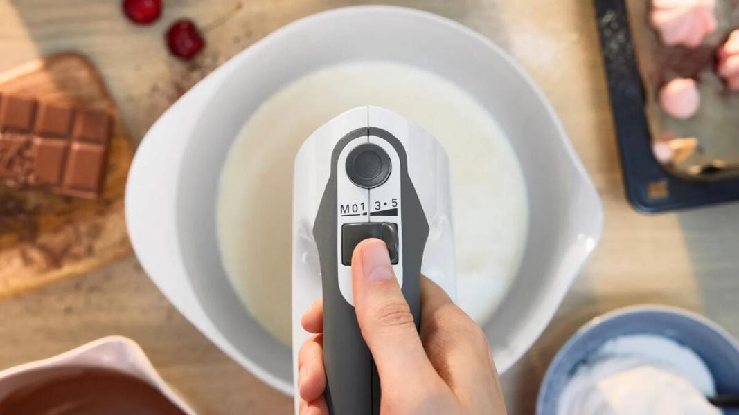 Bosch ErgoMixx MFQ37470 Handrührer, 750W, weiß