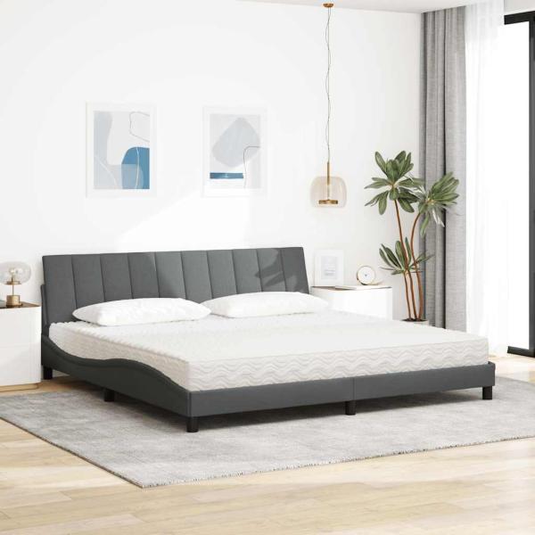 Bett mit Matratze Hellgrau 200x200 cm Stoff