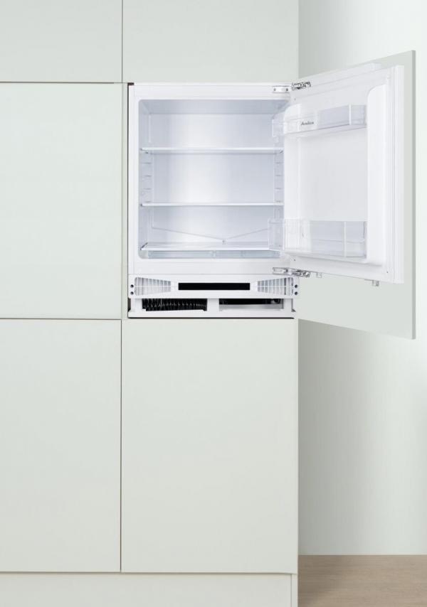 Amica UVKSS 351 911 Unterbau-Vollraum-Kühlschrank, Nischenhöhe: 82 cm, 135 L, Festtür-Technik, elektronische Steuerung,Tür-Offen-Alarm, Inverter Kompressor (1195076)