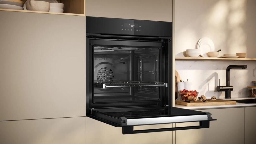 Neff B2CCJ7BK3 N30 A+ Einbaubackofen, 59,4 cm breit, 71 L, Pyrolyse, AirFry, Touchsteuerung, Automatikprogramme, Grillfunktion, schwarz