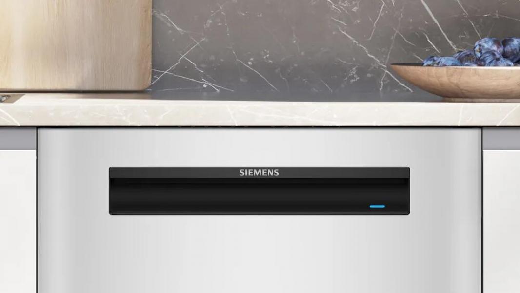 Siemens SN13HW72CS iQ300 Unterbau-Geschirrspüler, 60 cm breit, 14 Maßgedecke, aquaStop, HomeConnect, varioSpeed Plus, intensiveZone, dosierAssistent, weiß