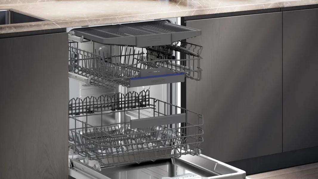 Siemens SN13HC72CS iQ300 Unterbau-Geschirrspüler, 60 cm breit, 14 Maßgedekcke, aquaStop, Home Connect, intensiveZone, gebürsteter schwarzer Stahl, Anti-Fingerprint