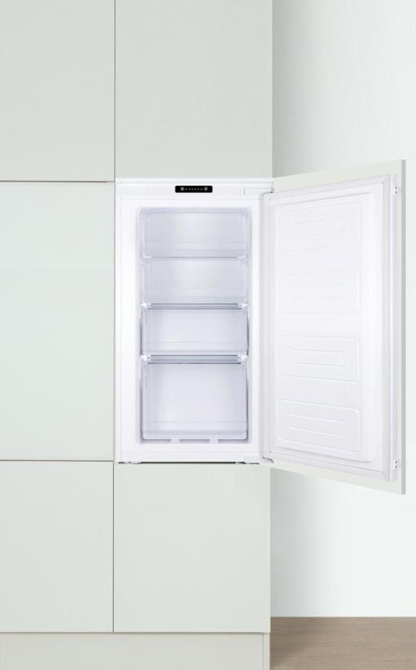 Amica EGSS 321 900 Einbau-Gefrierschrank, Nischenhöhe: 88 cm, 100 L, Schlepptür-Technik, 4 Gefrierschubladen, elektronische Steuerung, Tür-Offen-Alarm, Supergefrierfunktion, Inverter Kompressor, weiß (1195105)