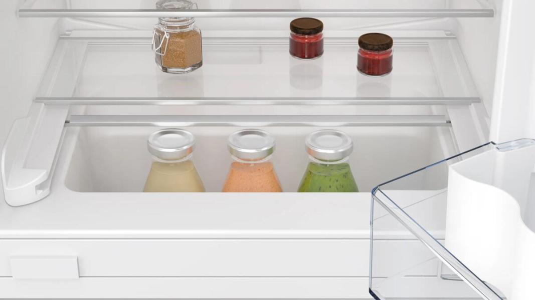Neff KU2222FD0 N50 Unterbaukühlschrank, Nischenhöhe 82 cm, Breite 60 cm, 110 L, mit Gefrierfach, Festtürtechnik, Super Cooling, EcoMode, HomeConnect, weiß