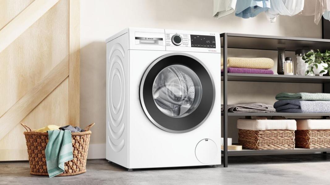 Bosch WNG24442 Serie 6 9/6 kg Waschtrockner, 1400 U/Min, 60 cm breit, Fleckenautomatik, AquaStop, Nachlegefunktion, weiß/schwarz