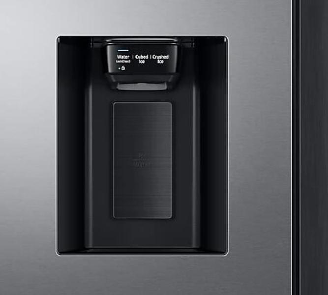 Samsung RS6GA854CSL/EG Side-by-Side Kombination, 91,2 cm breit, 635L, NoFrost+, Wassertank, Wasserspender, Eiswürfel, Crushed Ice, Twin Cooling, Edelstahloptik