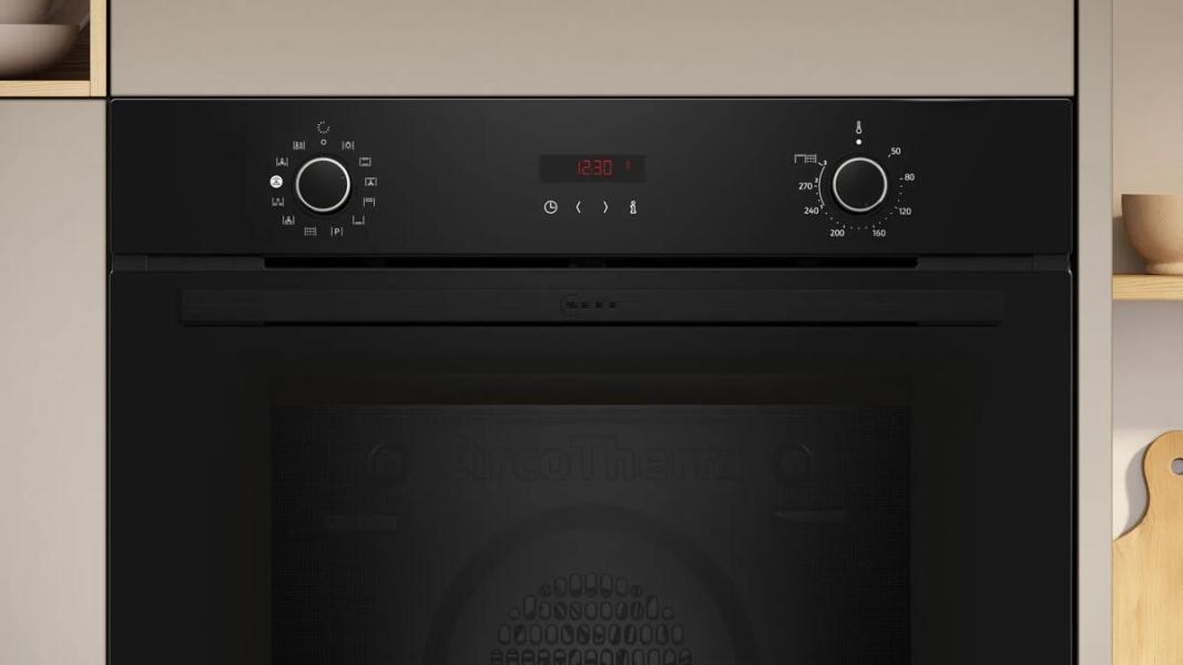Neff B2CVG6AK3 N30 A+ Einbaubackofen mit Dampfunterstützung, 59,4 cm breit, 71 L, Pyrolyse, 8 Heizarten, Grillfunktion, Kindersicherung, schwarz