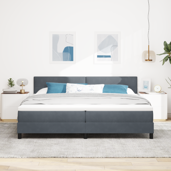 Boxspringbett mit Matratze Dunkelgrau 200x200 cm Samt