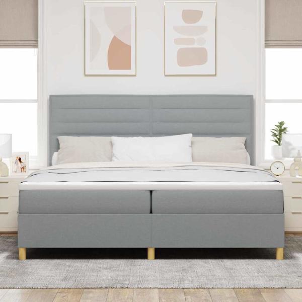 Boxspringbett mit Matratze Hellgrau 200x200 cm Stoff