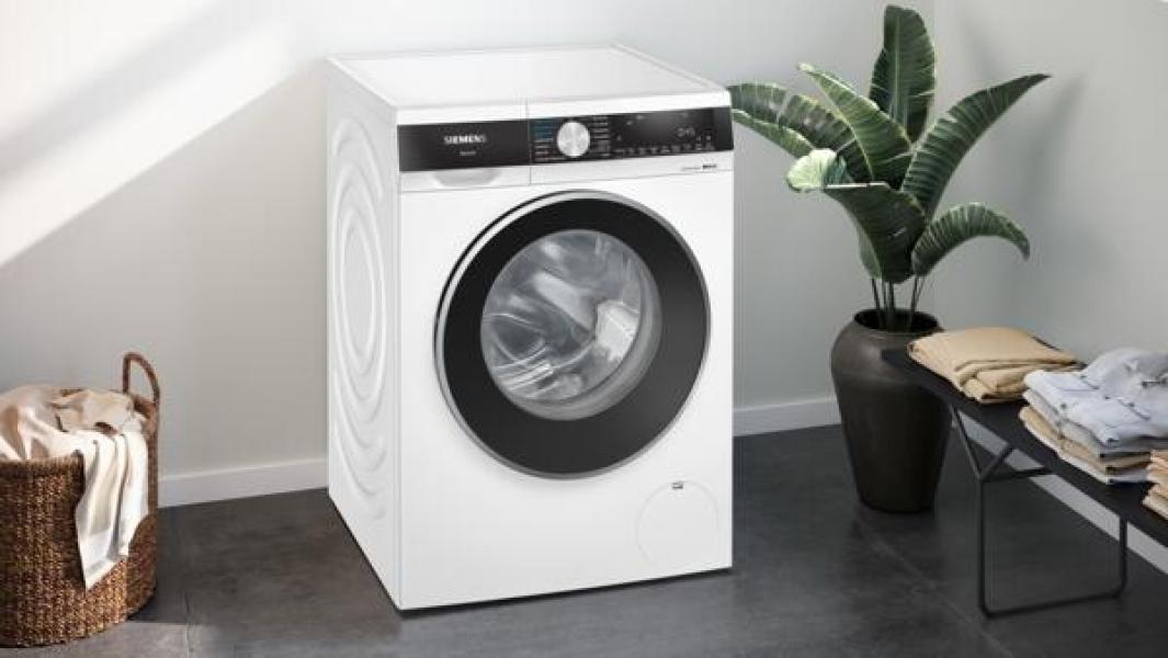Siemens iQ500 WN44G242 Waschtrockner, 9/6 kg, 1400 U/min, smartFinish, autoDry-Technologie, speedPack L, Antiflecken-System, freistehend