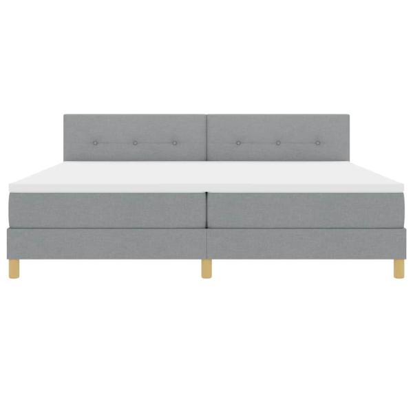 Boxspringbett mit Matratze Hellgrau 200x200 cm Stoff