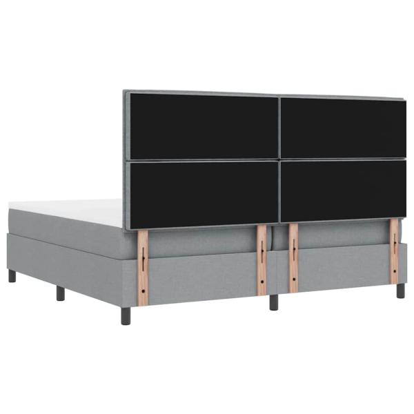Boxspringbett mit Matratze Hellgrau 200x200 cm Stoff