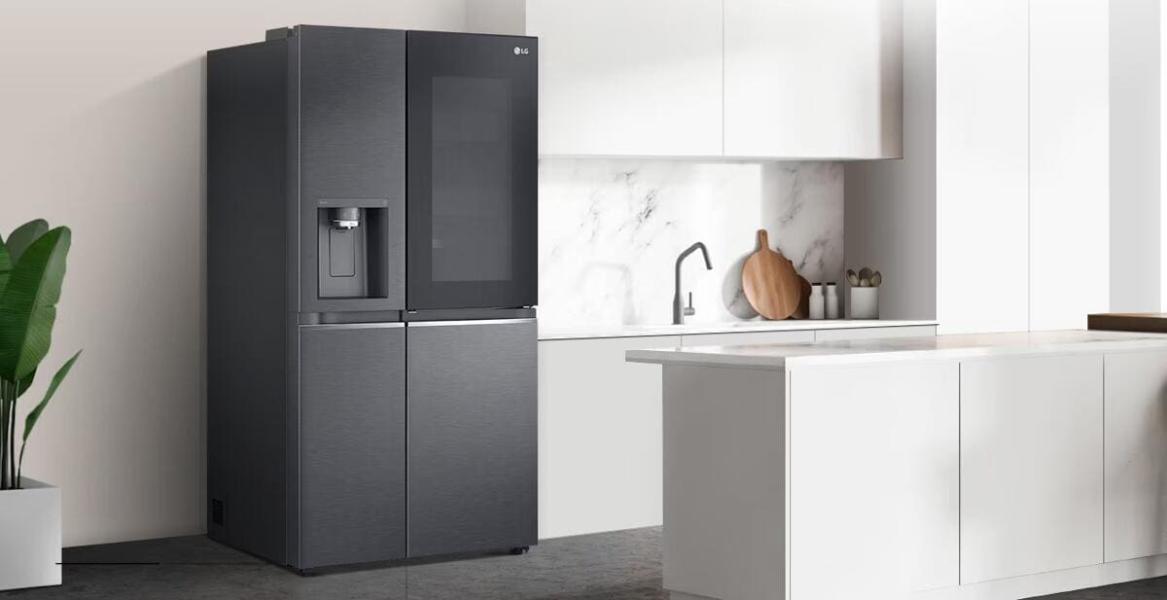 LG GSXE81EVBD Stand Side-by-Side Kombination, 91,3 cm breit, 628 L, Eis-, Crushed Ice- und Wasserspender, WLAN, InstaView, Essence Black Steel