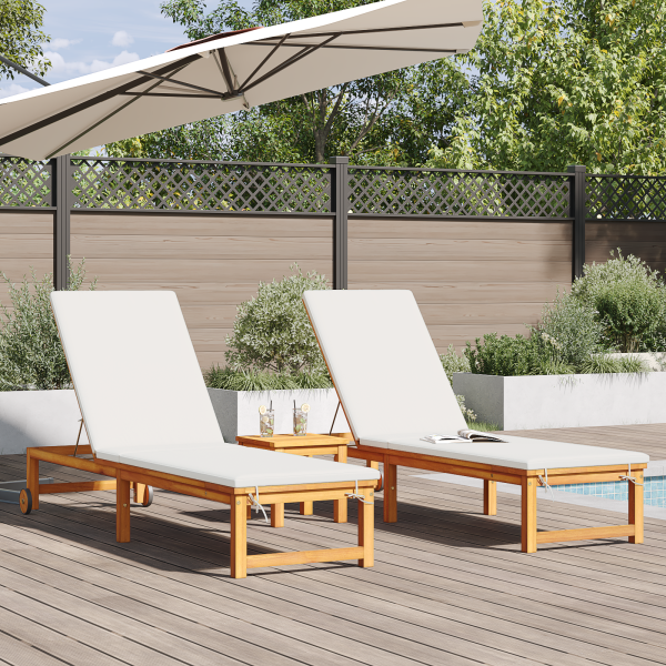 Sonnenliege mit Tisch aus massivem Akazienholz, Sonnenliege aus massivem Akazienholz