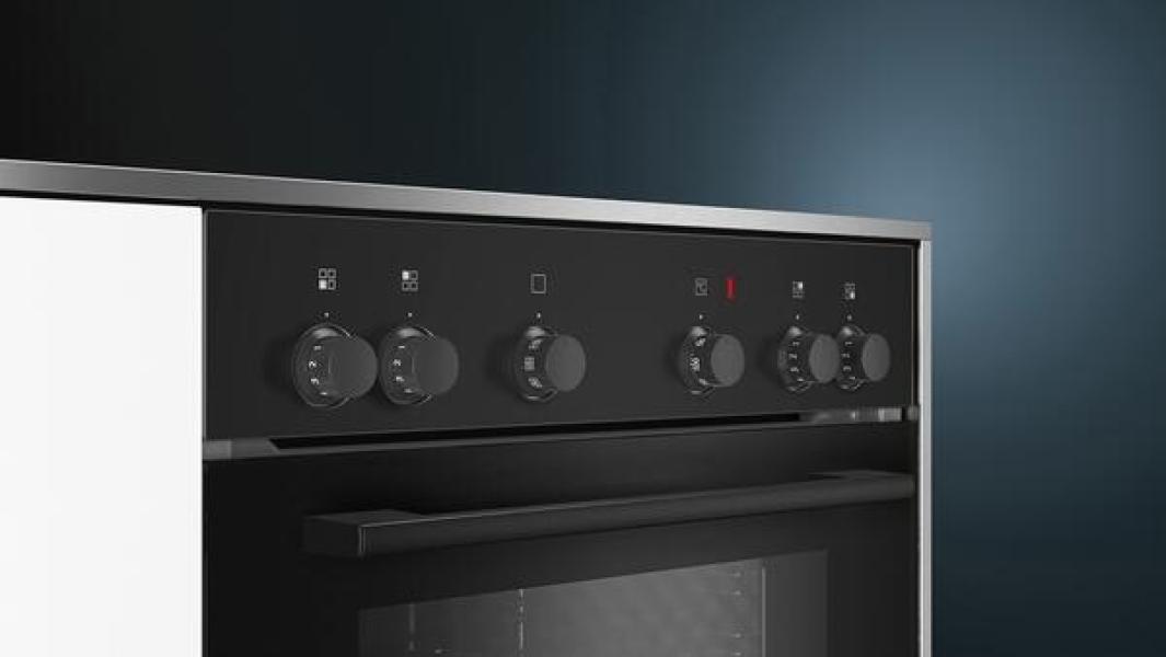Siemens iQ100 EQ110KAFB EEK: A Einbau-Herd-Set (EA631GNA1E + HE010FBA1), 3D Heißluft, Schnellaufheizung, schwarz
