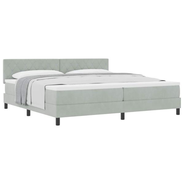 Boxspringbett mit Matratze Hellgrau 200x200 cm Samt