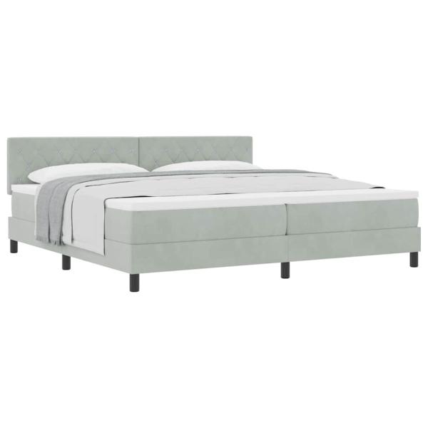 Boxspringbett mit Matratze Hellgrau 200x200 cm Samt