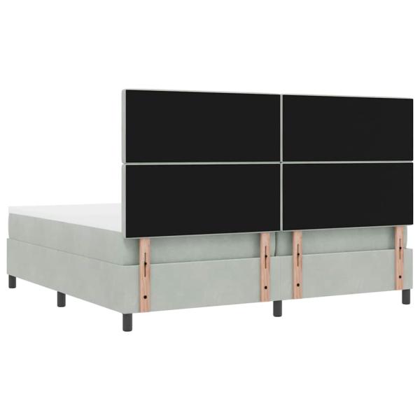 Boxspringbett mit Matratze Hellgrau 200x200 cm Samt