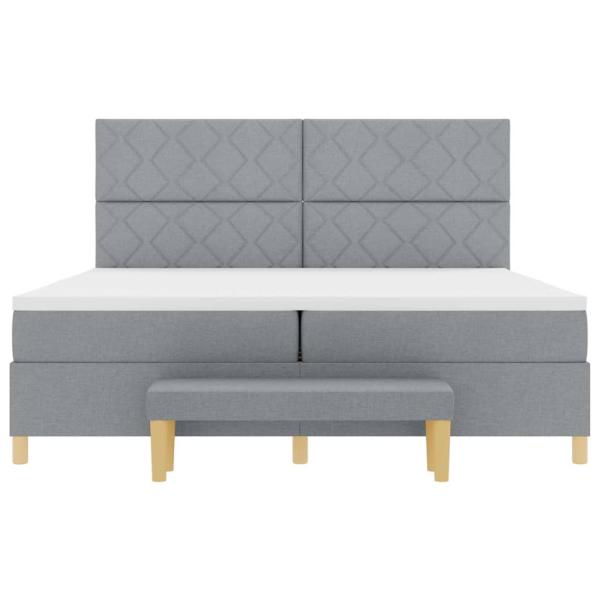 Boxspringbett mit Matratze und Bank hellgrau 200x200 cm Stoff