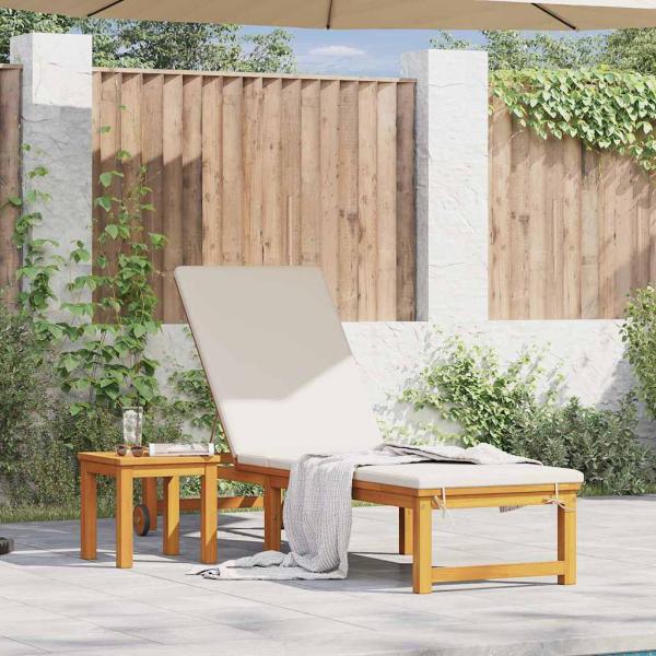 ARDEBO.de - Sonnenliege mit cremefarbenen Kissen aus massivem Akazienholz