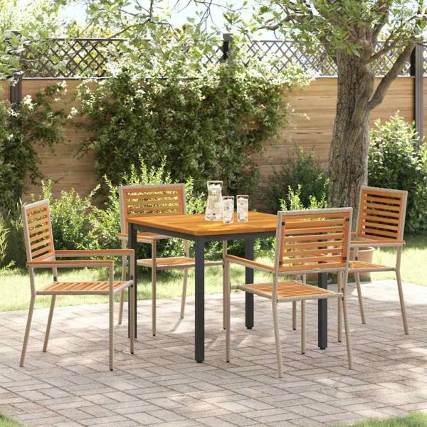 ARDEBO.de - 5-teiliges Garten Essset Beige Poly Rattan Akazie, Stapelbare Gartenstühle mit Kissen - Set aus 2 in Beige Poly Rattan, Gartentisch 90x90x75 cm aus solidem Akazienholz und Metall