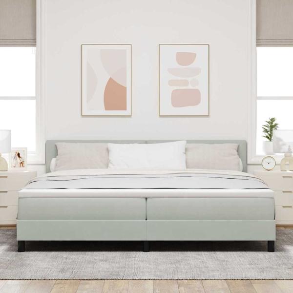 Boxspringbett mit Matratze Hellgrau 200x200 cm Samt