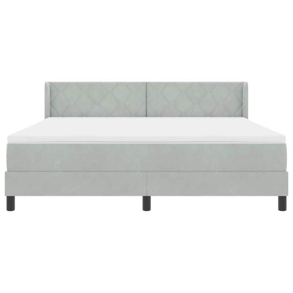 Boxspringbett mit Matratze Hellgrau 180x200 cm Samt