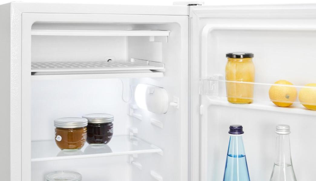 Bomann KS 7257 Stand Kühlschrank, 45 cm breit, 83 L, LED Innenraumbeleuchtung, Frostfach mit Eiswürfelschale, weiß