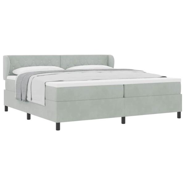 Boxspringbett mit Matratze Hellgrau 200x200 cm Samt