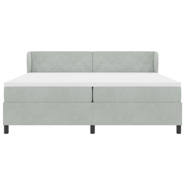 Boxspringbett mit Matratze Hellgrau 200x200 cm Samt