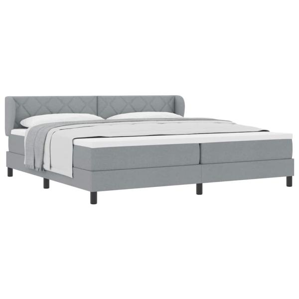 Boxspringbett mit Matratze Hellgrau 200x200 cm Stoff