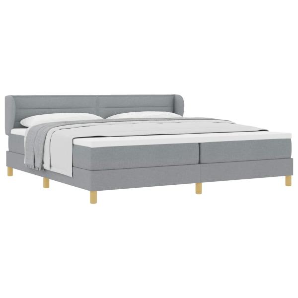 Boxspringbett mit Matratze Hellgrau 200 x 200 cm Stoff