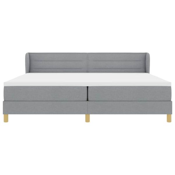Boxspringbett mit Matratze Hellgrau 200 x 200 cm Stoff