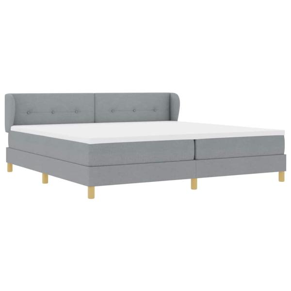 Boxspringbett mit Matratze Hellgrau 200x200 cm Stoff