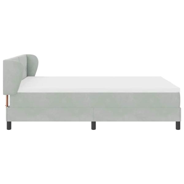 Boxspringbett mit Matratze Hellgrau 160x200 cm Samt