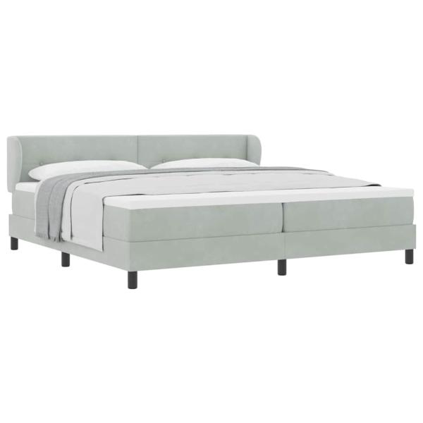 Boxspringbett mit Matratze Hellgrau 200x200 cm Samt