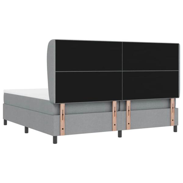 Boxspringbett mit Matratze Hellgrau 200x200 cm Stoff