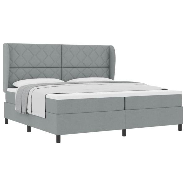 Boxspringbett mit Matratze Hellgrau 200x200 cm Stoff
