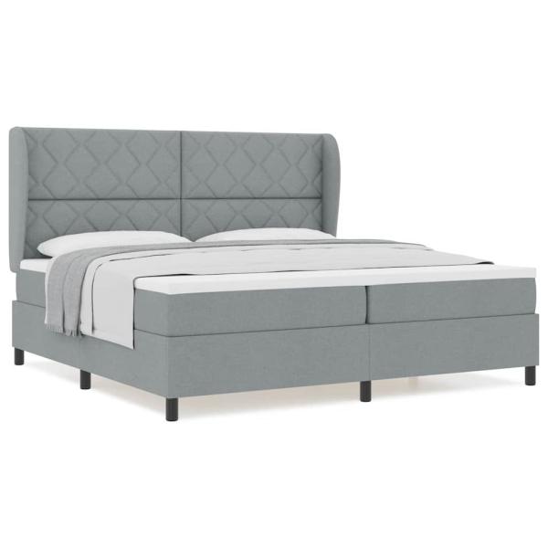 Boxspringbett mit Matratze Hellgrau 200x200 cm Stoff