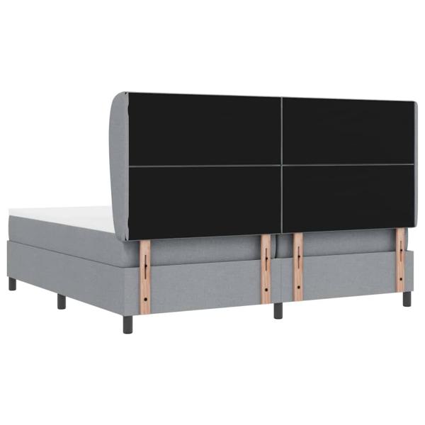 Boxspringbett mit Matratze Hellgrau 200x200 cm Stoff