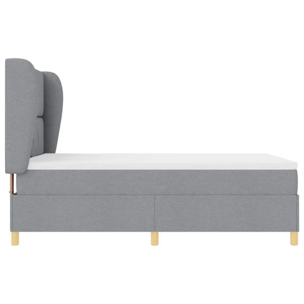 Boxspringbett mit Matratze Hellgrau 140x200 cm Stoff