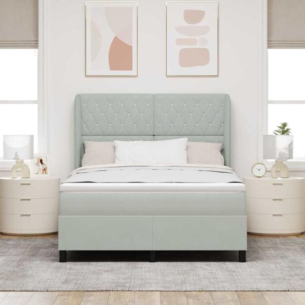 Boxspringbett mit Matratze Hellgrau 140x200 cm Samt