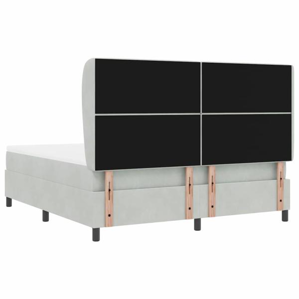 Boxspringbett mit Matratze Hellgrau 180x200 cm Samt