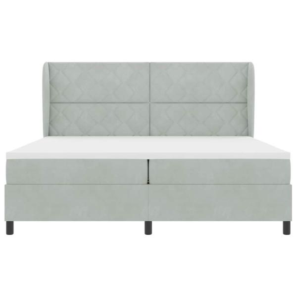 Boxspringbett mit Matratze Hellgrau 200x200 cm Samt