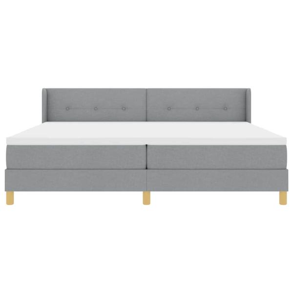 Boxspringbett mit Matratze Hellgrau 200x200 cm Stoff